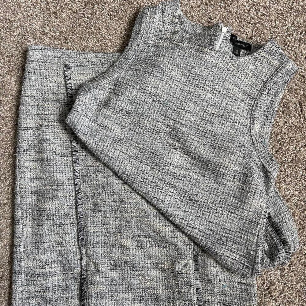 Banana-republic Women's Grey Suit